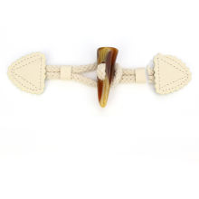 Bouton Forme Corne de Bœuf en PU & Résine Crème 18cm, 1 Paire