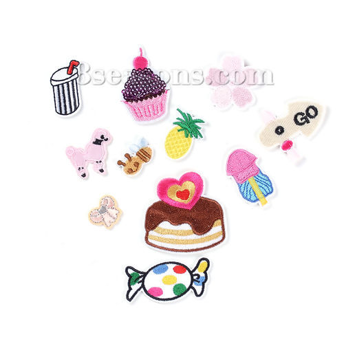 Patchs (Dos Avec Colle) en Textile Brodé Couleur au Hasard Bonbon Gâteau 8cm x4cm - 3.5cm x1.4cm, 1 Kit (Env. 8Pcs/Kit)